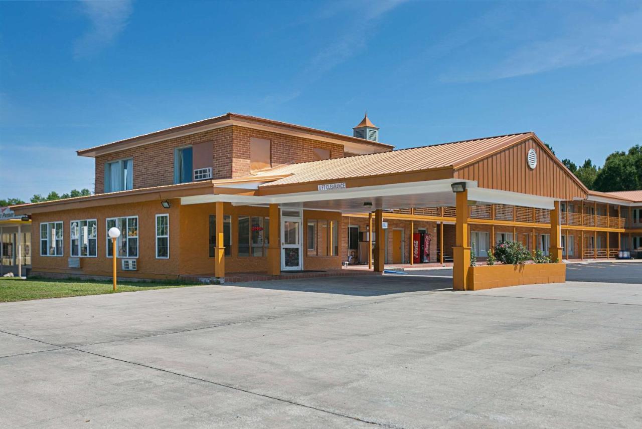 Rodeway Inn Perry Bagian luar foto