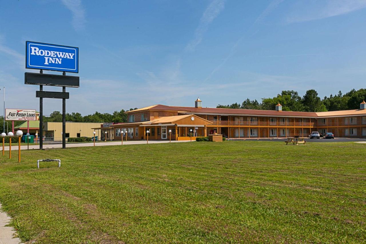 Rodeway Inn Perry Bagian luar foto